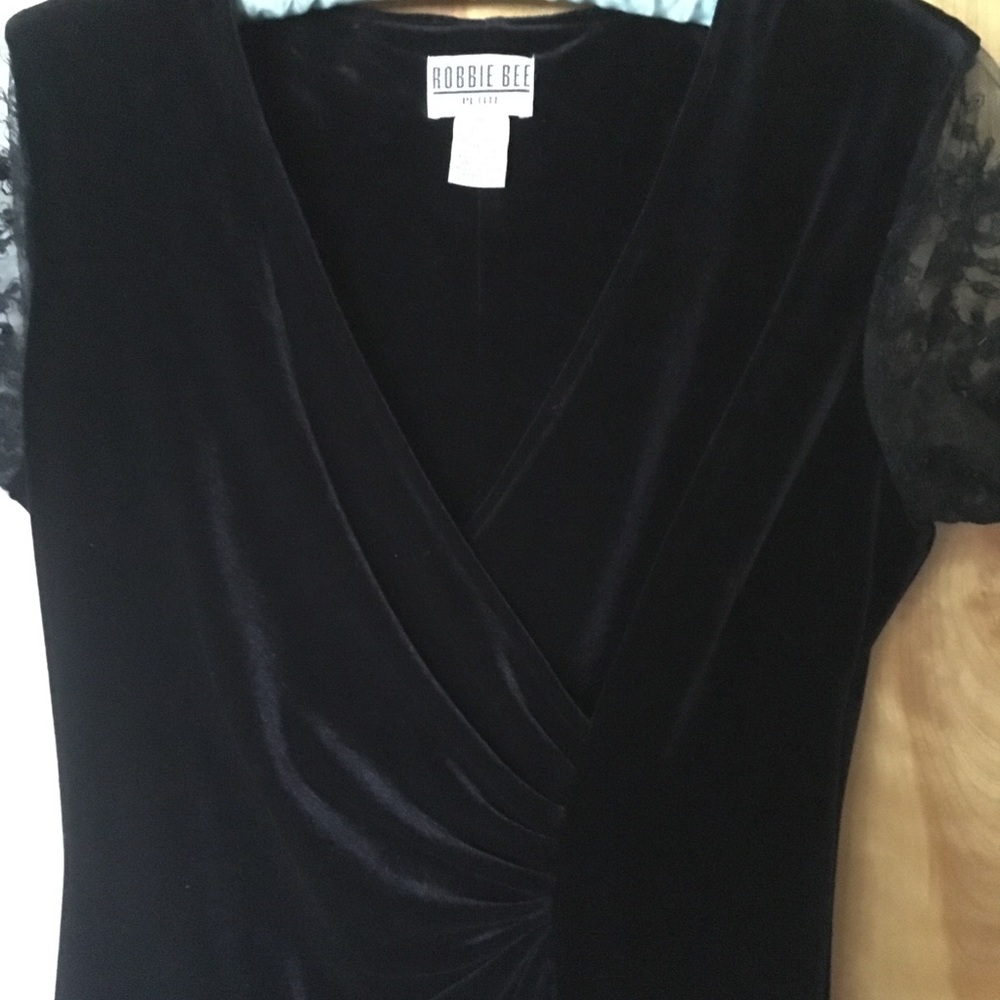 Dress - Picture 4 of 5
